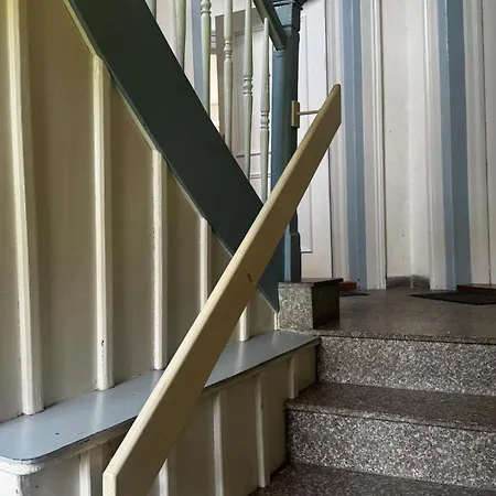 Stilvoll Wohnen Im Modernen Altbau - Zentrale Lage Апартаменты Крайльсхайм